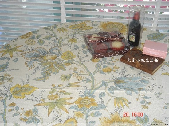 台布椅子